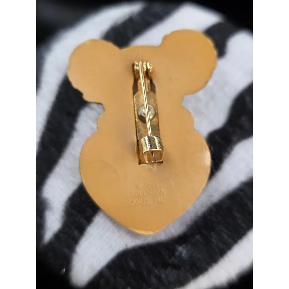 Hallmark vintage pin